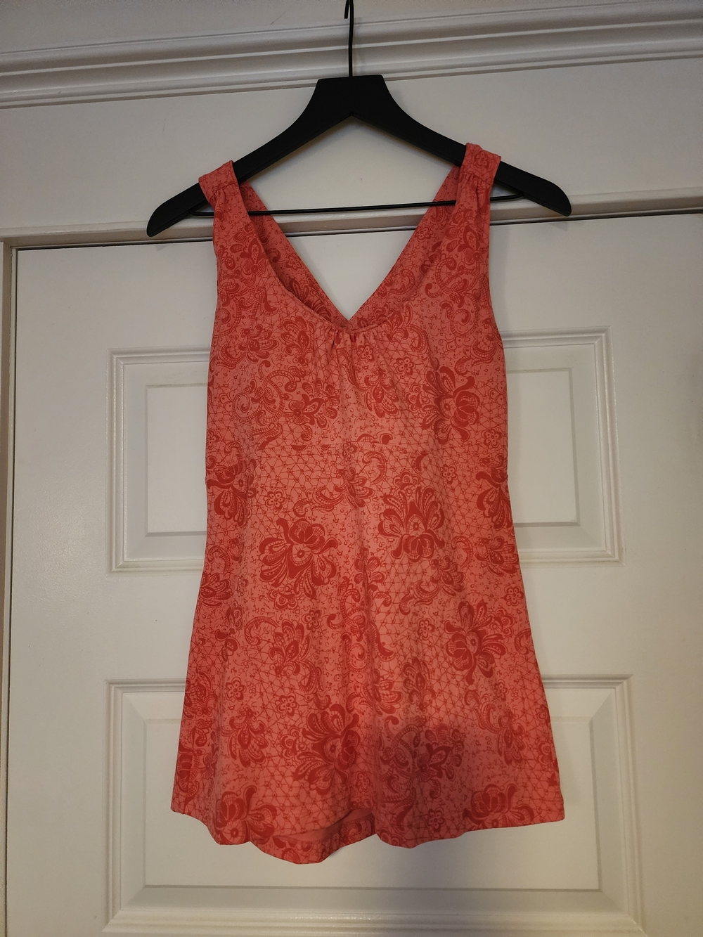 REI Tank With Built In Bra